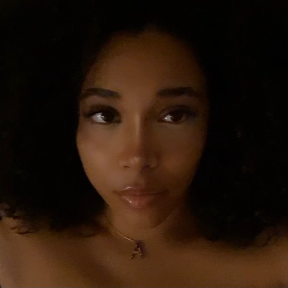 Meet your Posher, Asia Monique - Picture 1 of 1